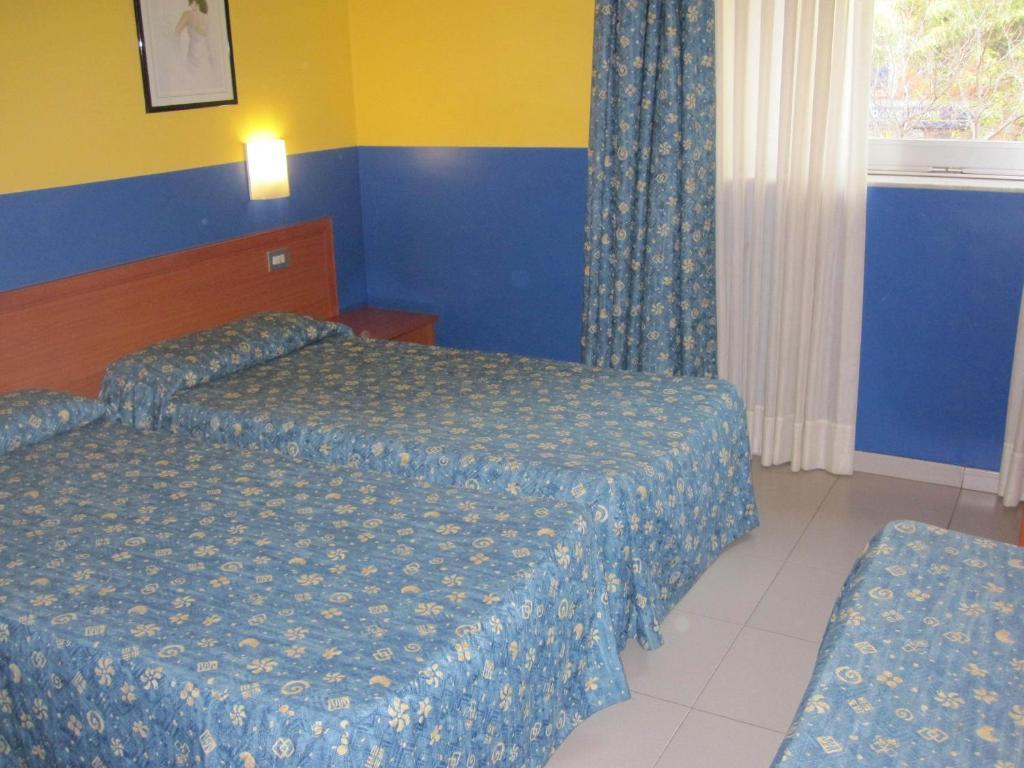 Hotel Blauet By Bossh Hotels El Prat de Llobregat Quarto foto